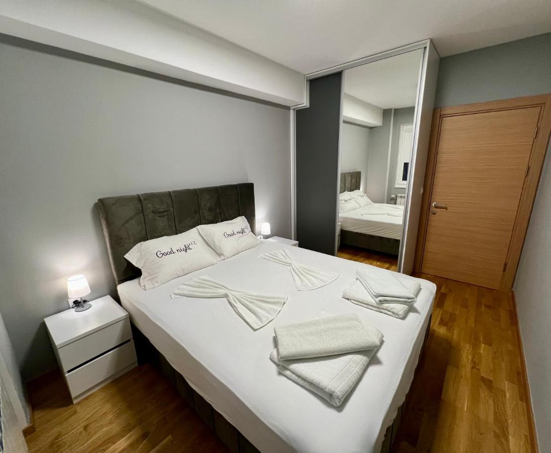 Aj Luxe Residence 斯科普里 外观 照片