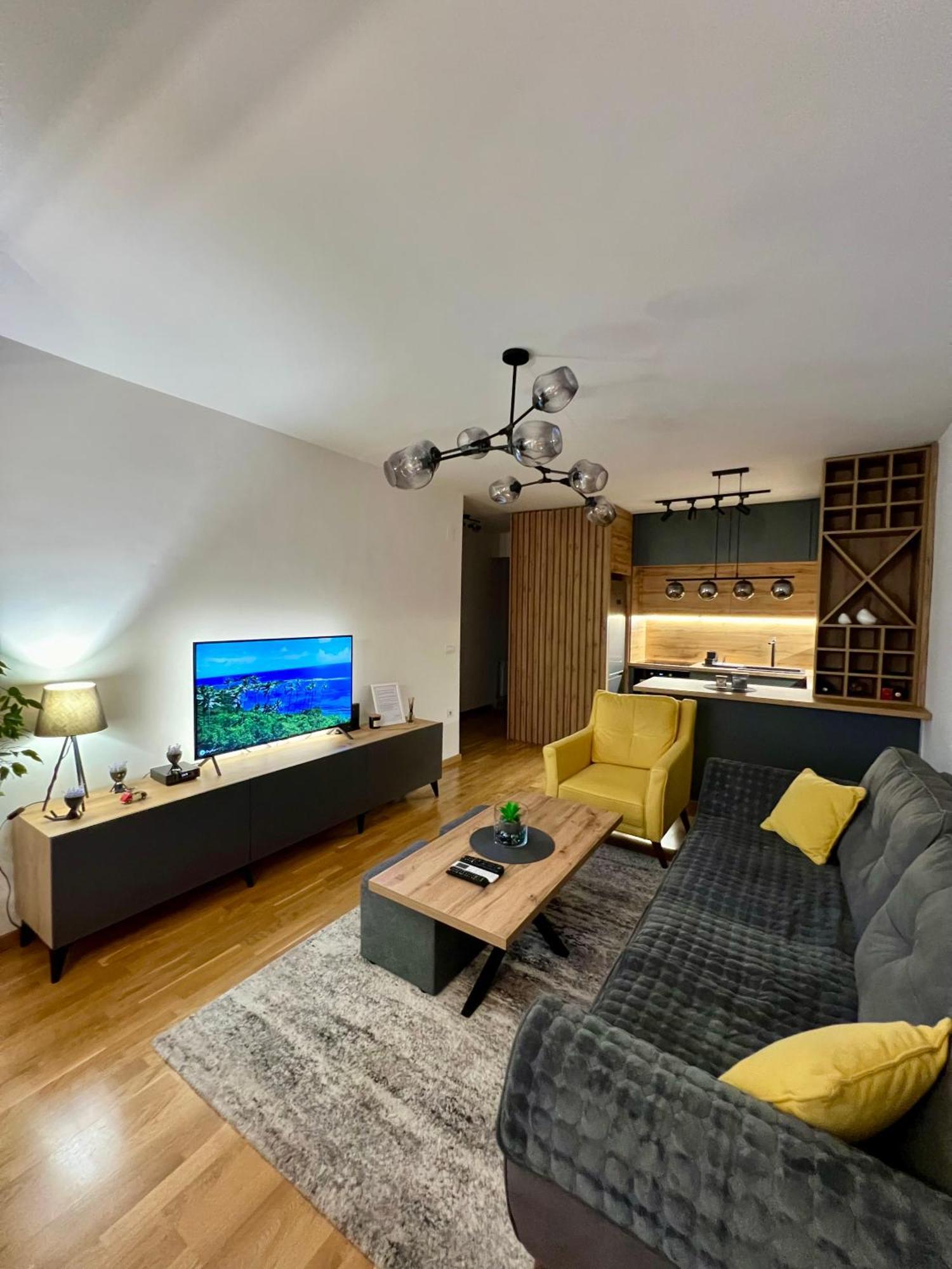 Aj Luxe Residence 斯科普里 外观 照片