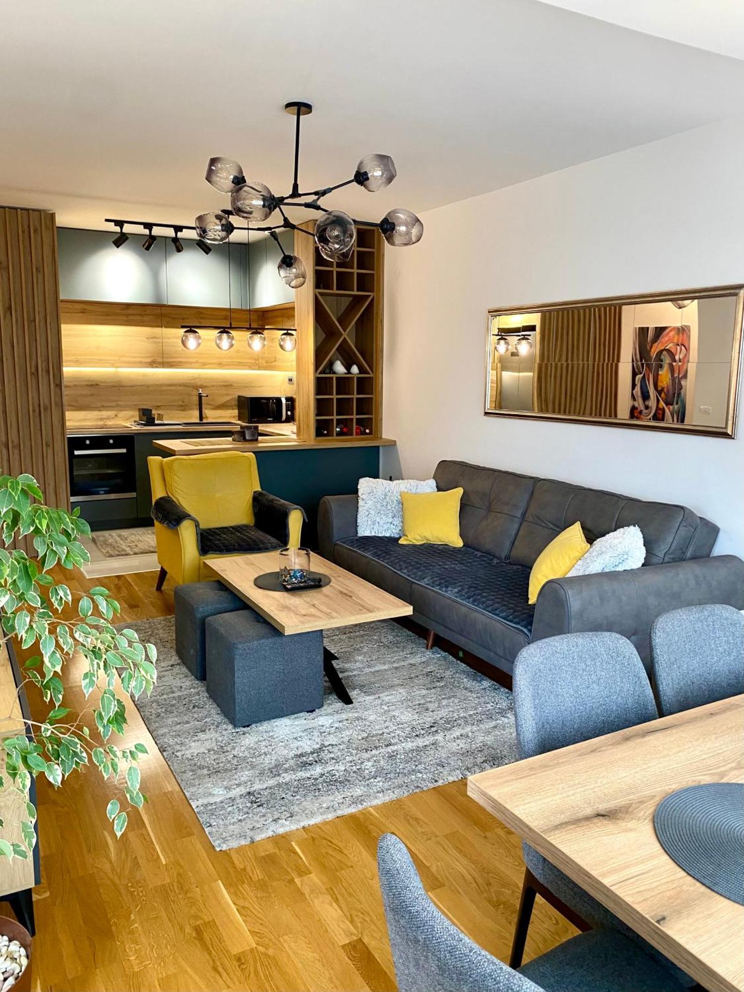 Aj Luxe Residence 斯科普里 外观 照片